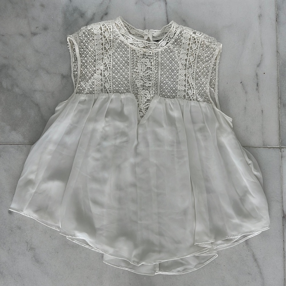 Zara white crochet top size S